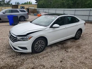 Volkswagen Jetta 1.4L 4 2019
