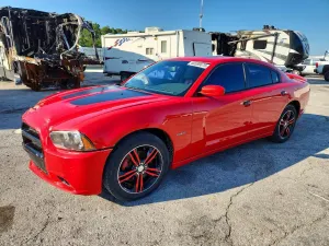 Dodge Charger 5.7L 8 2014