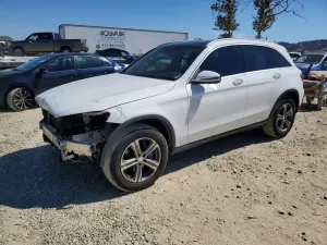 Mercedes-Benz GLC 2.0L 4 2017