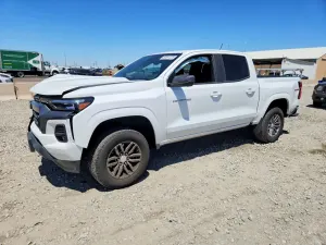 Chevrolet Colorado 2.7L 4 2024
