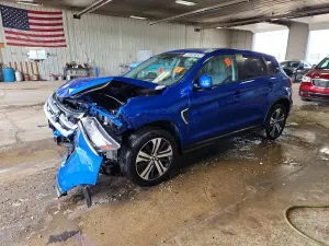 Mitsubishi Outlander 2.0L 4 2025