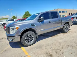 Nissan Titan 5.6L 8 2017