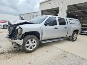 Chevrolet Silverado 1500 6.6L 8 2011