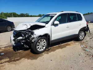 Volkswagen Tiguan 2.0L 4 2017