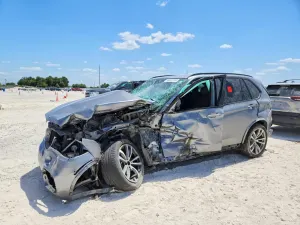 BMW X5 3.0L 6 2015