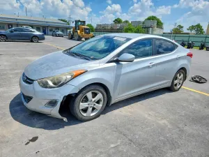 Hyundai Elantra 1.8L 4 2013