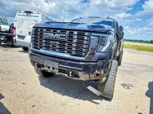 GMC Sierra 6.6L 8 2024