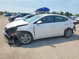 Hyundai Elantra 2.0L 4 2019