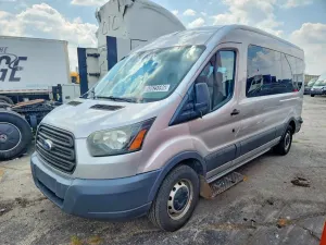 Ford Transit 3.7L 6 2015