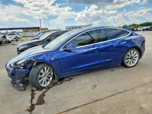 Tesla Model 3 2020