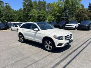 Mercedes-Benz GLC 2.0L 4 2016