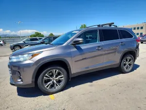 Toyota Highlander 3.5L 6 2019