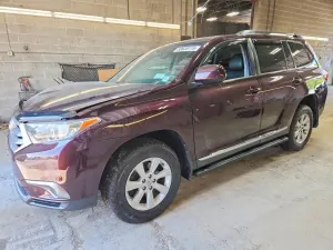 Toyota Highlander 3.5L 6 2013