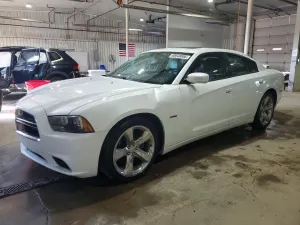 Dodge Charger 5.7L 8 2014