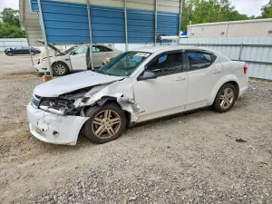 Dodge Avenger 2.4L 4 2012