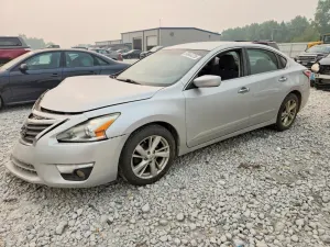 Nissan Altima 2.5L 4 2015