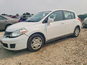 Nissan Versa 1.8L 4 2010