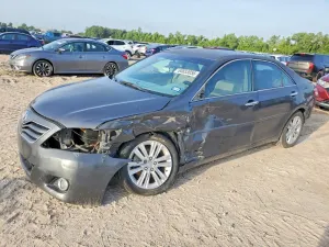 Toyota Camry 2.5L 4 2010