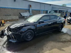 Nissan Altima 2.5L 4 2022