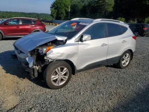 Hyundai Tucson 2.4L 4 2013