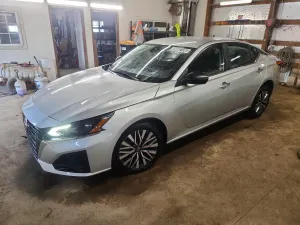 Nissan Altima 2.5L 4 2025
