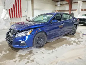 Nissan Altima 2.5L 4 2020