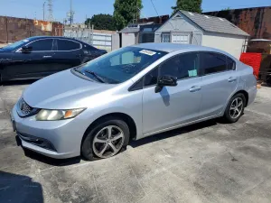 Honda Civic 1.8L 4 2015