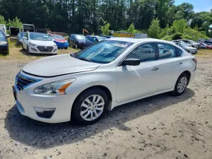Nissan Altima 2.5L 4 2015