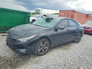 Hyundai Elantra 2.0L 4 2023
