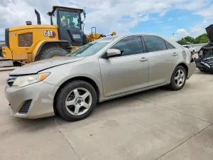 Toyota Camry 2.5L 4 2014