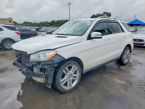 Mercedes-Benz ML 3.5L 6 2014