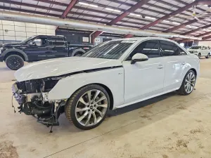 Audi A4 2.0L 4 2022