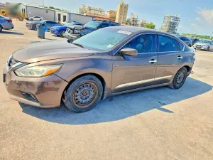 Nissan Altima 2.5L 4 2017