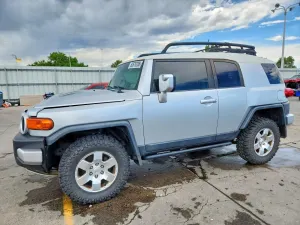Toyota FJ Cruiser 4.0L 6 2007