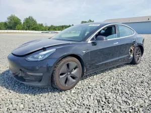 Tesla Model 3 2018
