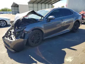 Toyota Camry 2.5L 4 2021