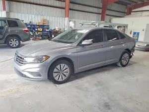 Volkswagen Jetta 1.4L 4 2020