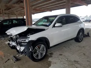 Mercedes-Benz GLC 2.0L 4 2022