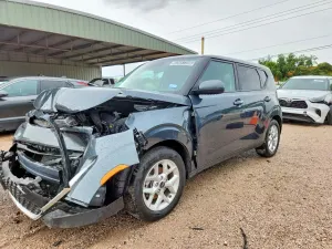 Kia Soul 2.0L 4 2025