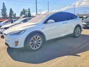 Tesla Model X 2016