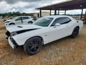 Dodge Challenger 5.7L 8 2018