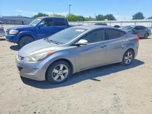 Hyundai Elantra 1.8L 4 2013