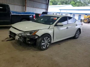 Nissan Altima 2.5L 4 2019