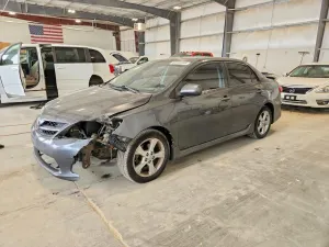 Toyota Corolla 1.8L 4 2012