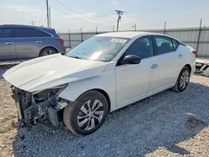 Nissan Altima 2.5L 4 2022