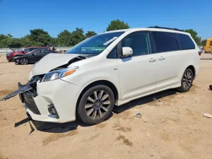 Toyota Sienna 3.5L 6 2019