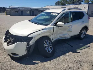 Nissan Rogue 2.5L 4 2015