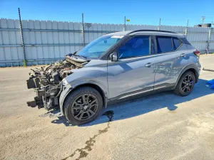 Nissan Kicks 1.6L 4 2021