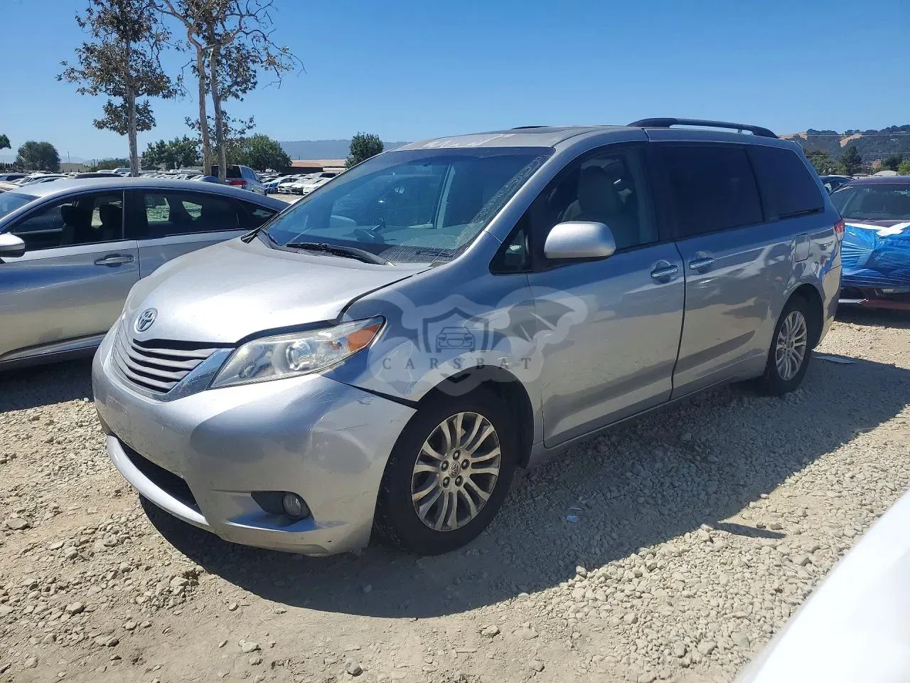 Toyota Sienna 3.5L 6 2012