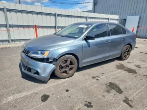 Volkswagen Jetta 1.8L 4 2015